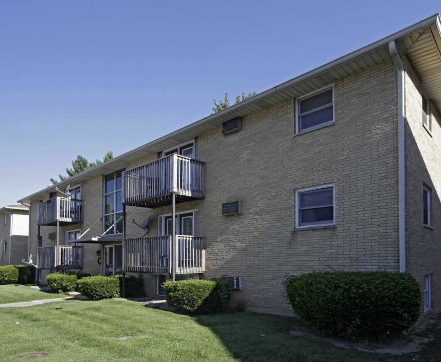 Bay Terrace - Main View
