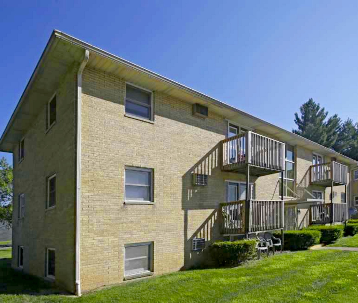 Bay Terrace - Thumbnail 11