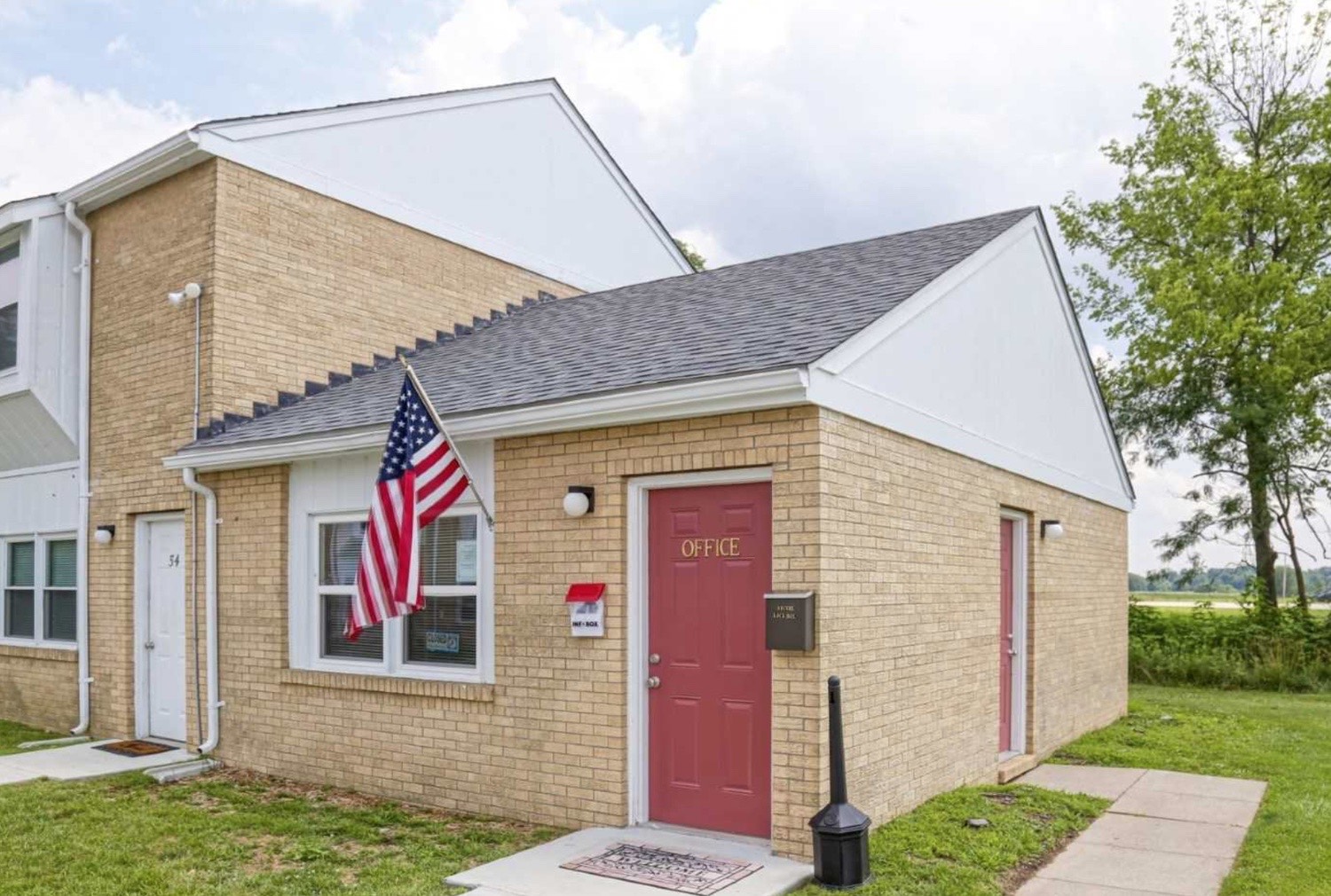 Dillsboro Townhomes - Thumbnail 3