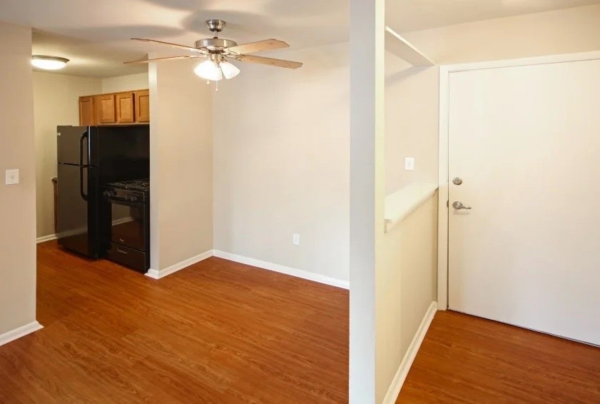 Foster Park Apartments - Thumbnail 5